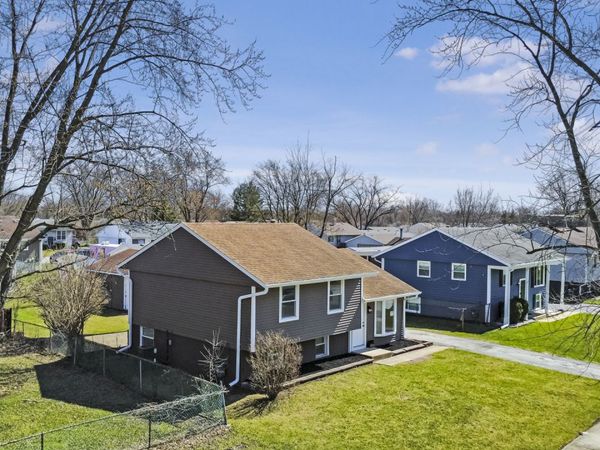 127 N Cedar Lane , Glenwood, IL 60425