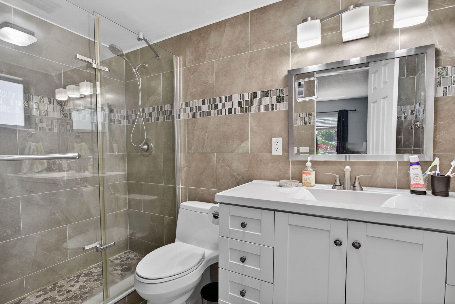 999 N Riverside Drive, Unit 2, Pompano Beach, FL 33062 Photo