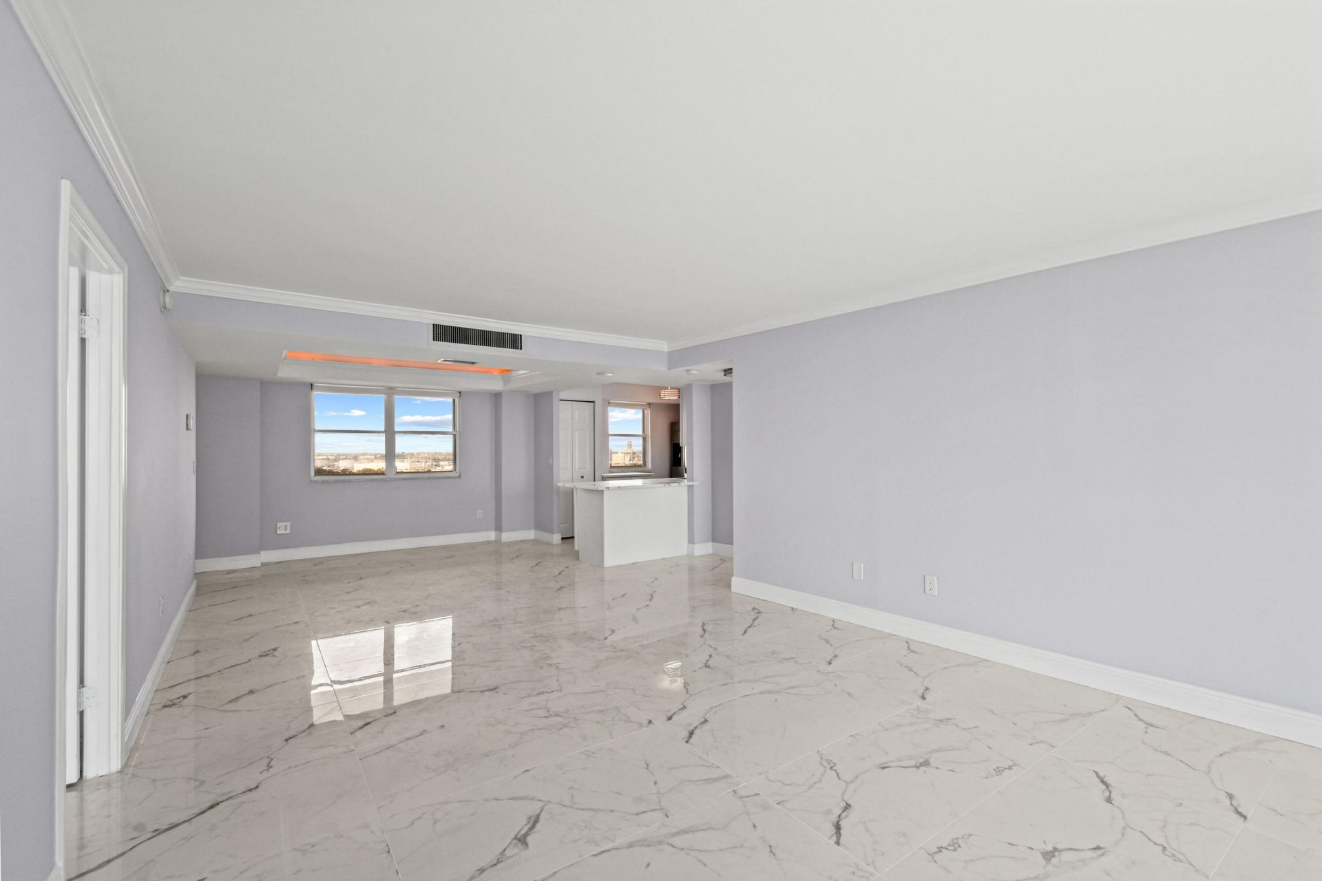 5200 N Flagler Drive, Unit 1404, West Palm Beach, FL 33407 Photo