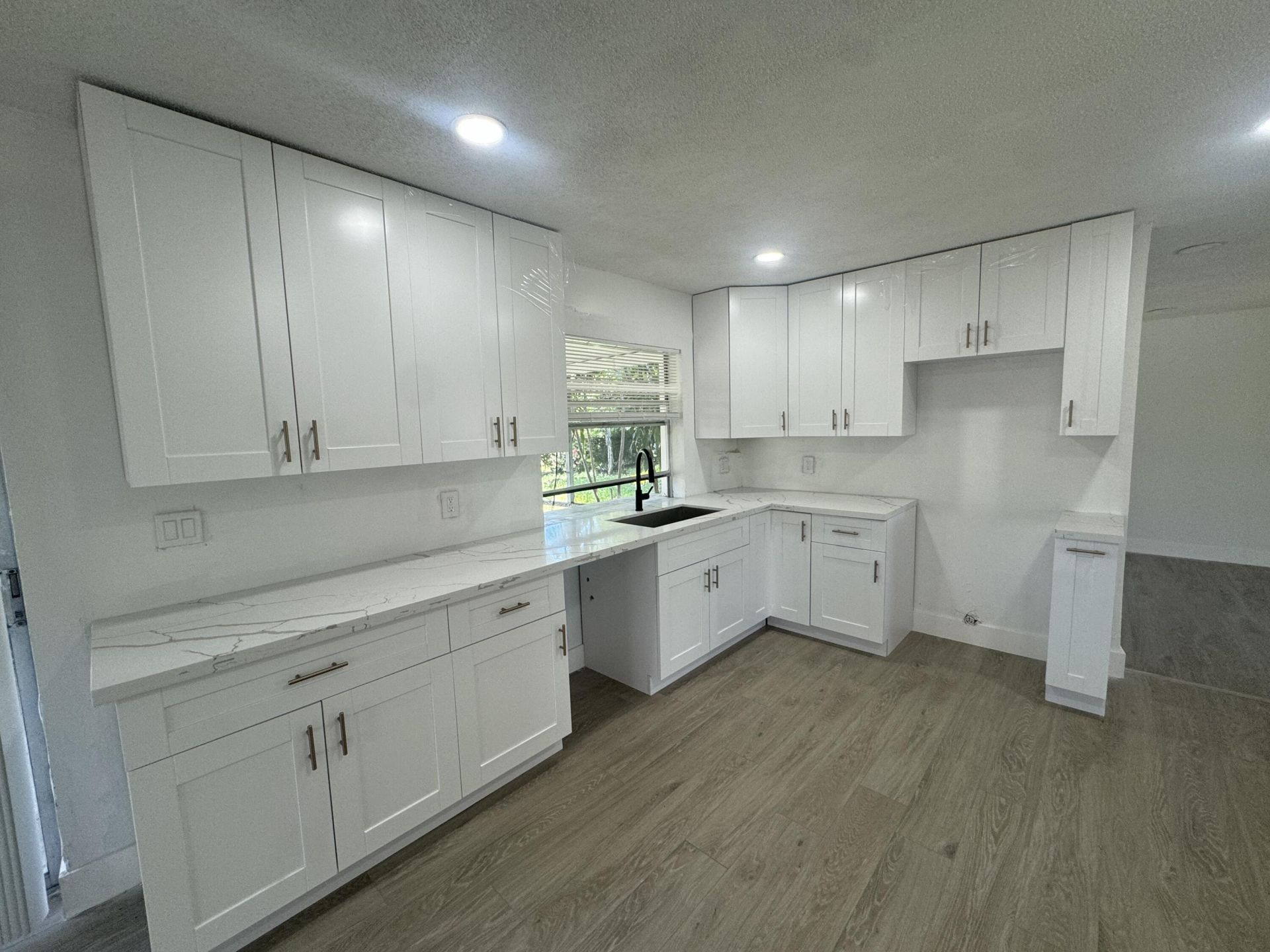 6260 SW 6th Street, Margate, FL 33068 Photo