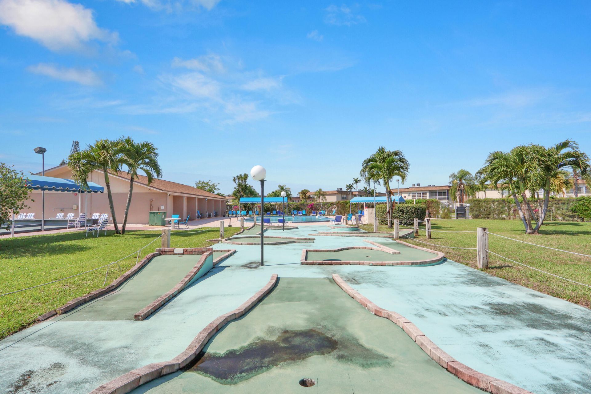 502 Davis Road, Unit 12, Palm Springs, FL 33461 Photo