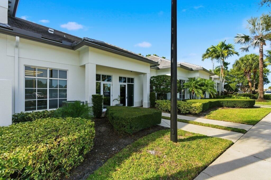 3307 Northlake Boulevard, Unit 107, Palm Beach Gardens, FL 33403 Photo