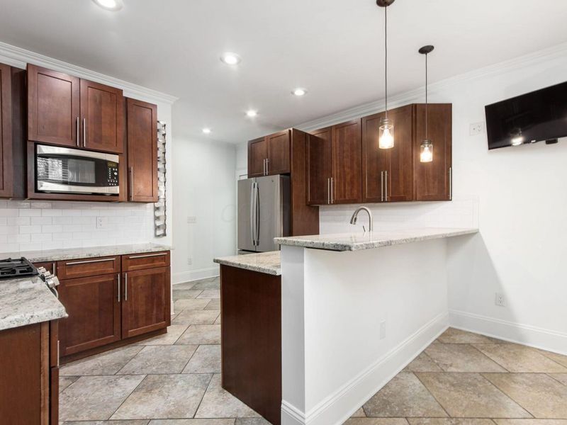 106 E Gates Street, Columbus, OH 43206 Photo 12