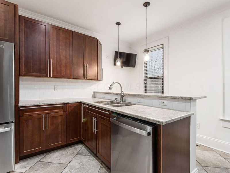 106 E Gates Street, Columbus, OH 43206 Photo 14