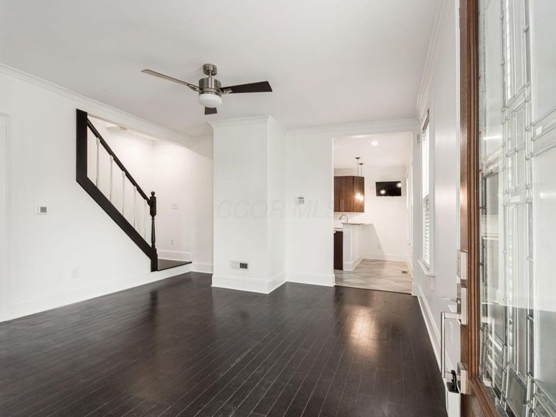 106 E Gates Street, Columbus, OH 43206 Photo 3