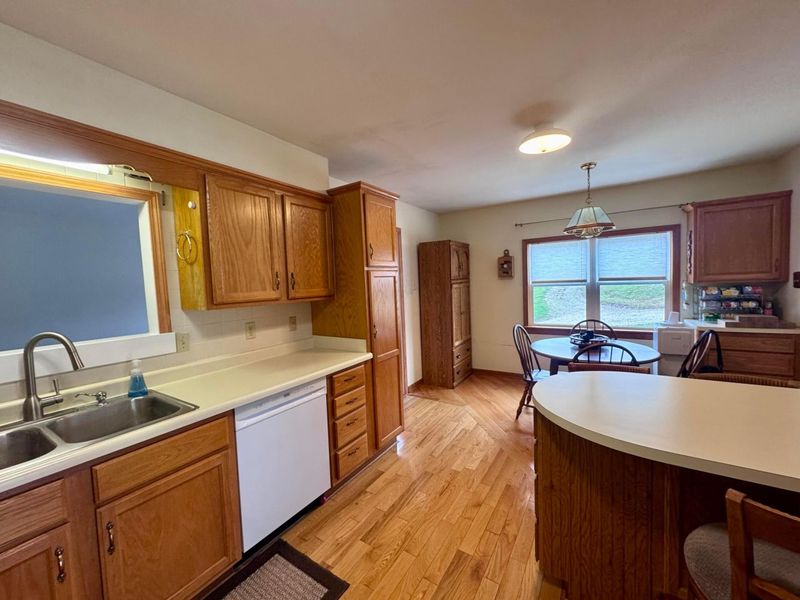 1841 N Vinegar Hill Road NE, McConnelsville, OH 43756 Photo 4