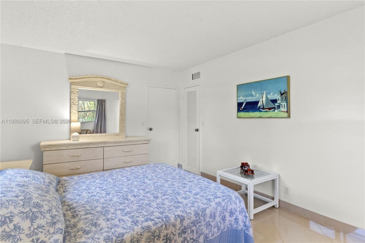 3 Abbey Ln , Unit 101, Delray Beach, FL 33446 Photo