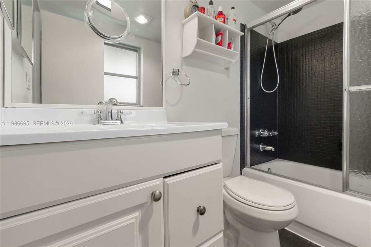 3 Abbey Ln , Unit 101, Delray Beach, FL 33446 Photo