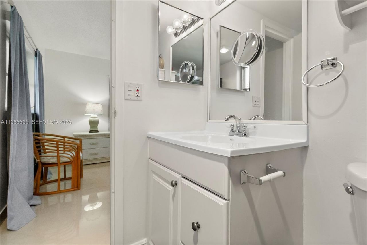 3 Abbey Ln , Unit 101, Delray Beach, FL 33446 Photo