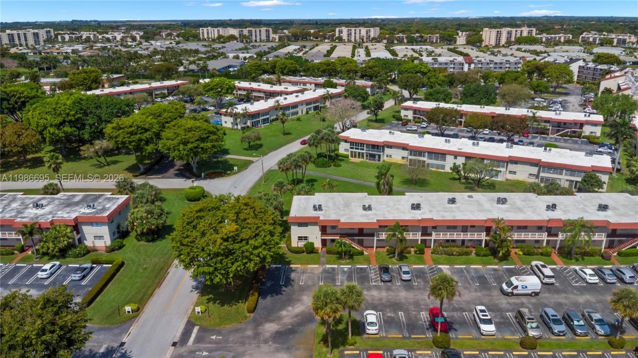 3 Abbey Ln , Unit 101, Delray Beach, FL 33446 Photo