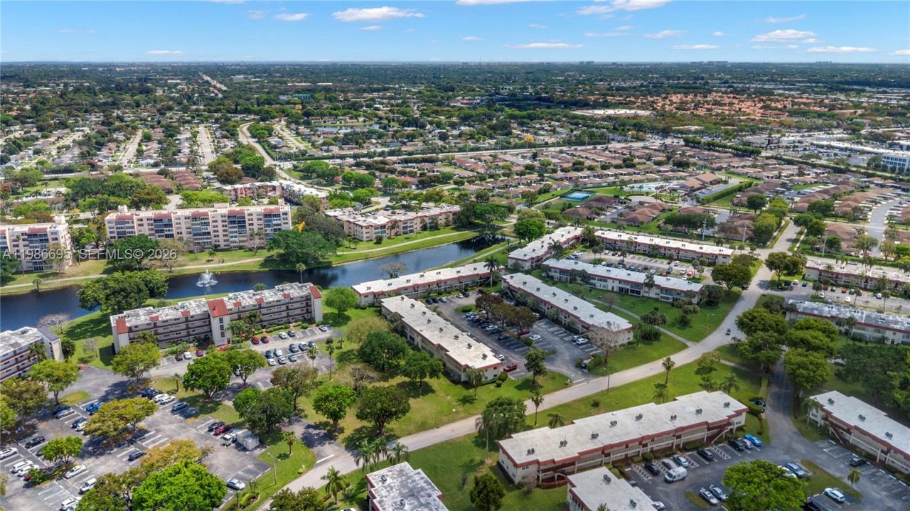 3 Abbey Ln , Unit 101, Delray Beach, FL 33446 Photo