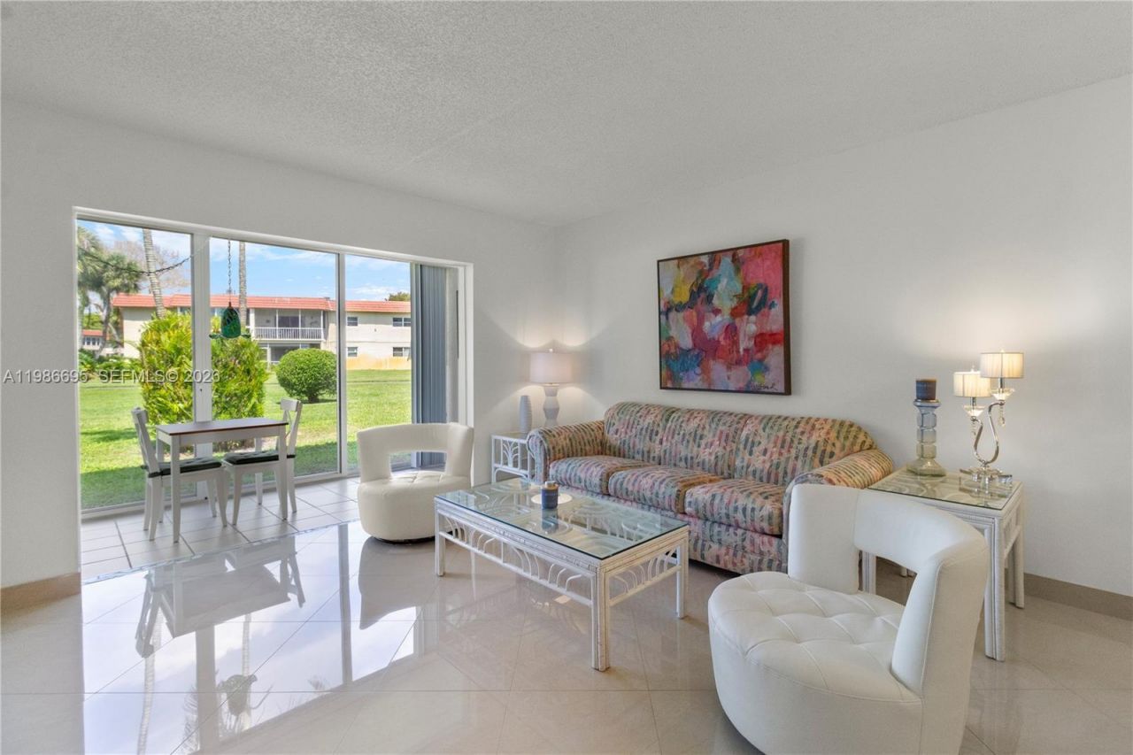 3 Abbey Ln , Unit 101, Delray Beach, FL 33446 Photo