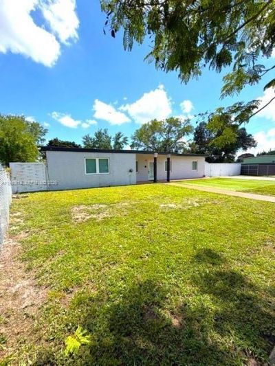 15825 E Bunche Park Dr , Miami Gardens, FL 33054 Photo