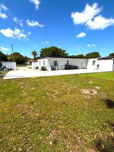 15825 E Bunche Park Dr , Miami Gardens, FL 33054 Photo