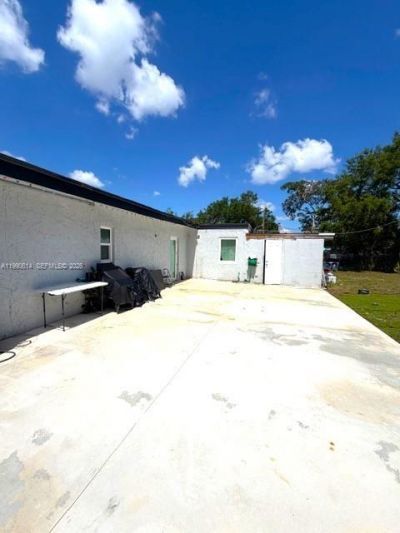 15825 E Bunche Park Dr , Miami Gardens, FL 33054 Photo