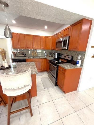 15825 E Bunche Park Dr , Miami Gardens, FL 33054 Photo