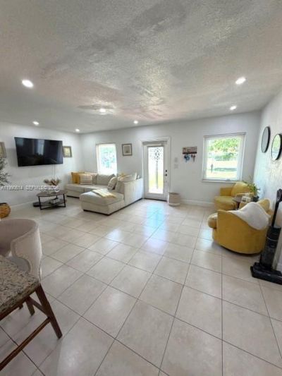 15825 E Bunche Park Dr , Miami Gardens, FL 33054 Photo