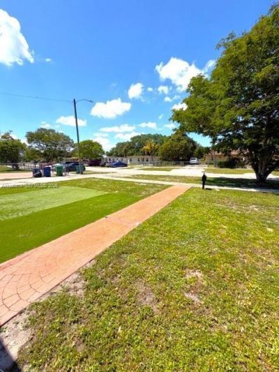 15825 E Bunche Park Dr , Miami Gardens, FL 33054 Photo