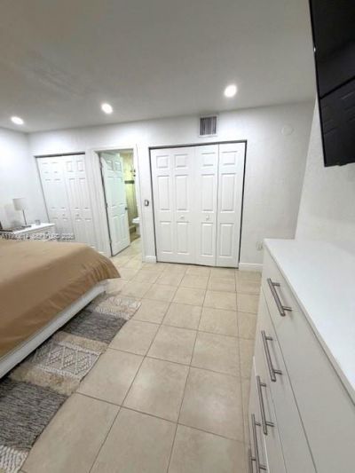 15825 E Bunche Park Dr , Miami Gardens, FL 33054 Photo