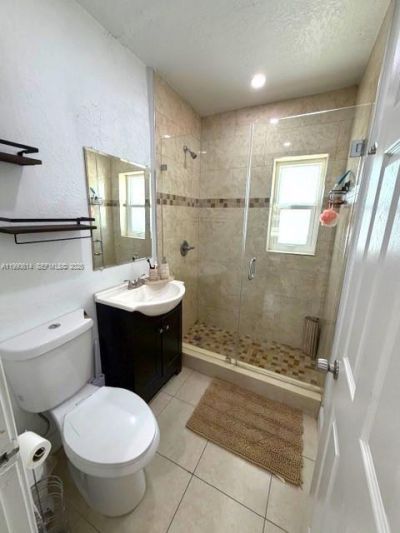 15825 E Bunche Park Dr , Miami Gardens, FL 33054 Photo