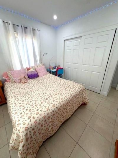 15825 E Bunche Park Dr , Miami Gardens, FL 33054 Photo