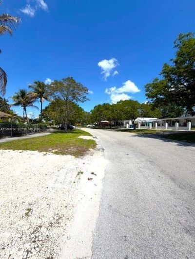 15825 E Bunche Park Dr , Miami Gardens, FL 33054 Photo