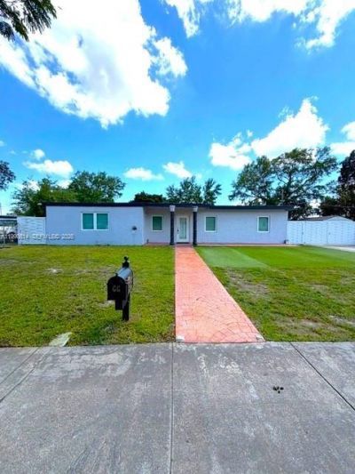 15825 E Bunche Park Dr , Miami Gardens, FL 33054 Photo