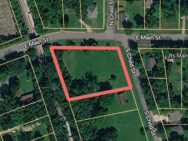 E Main St., Okolona, MS 38860