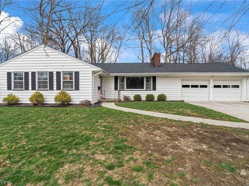 296 Moreland Drive, Canfield, OH 44406 Photo 1