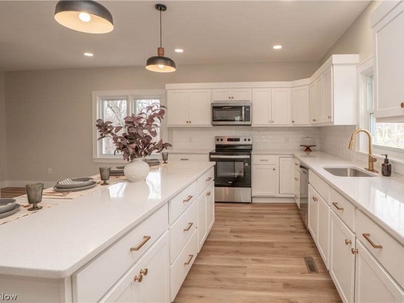 1940 Canton Road, Akron, OH 44312 Photo 18