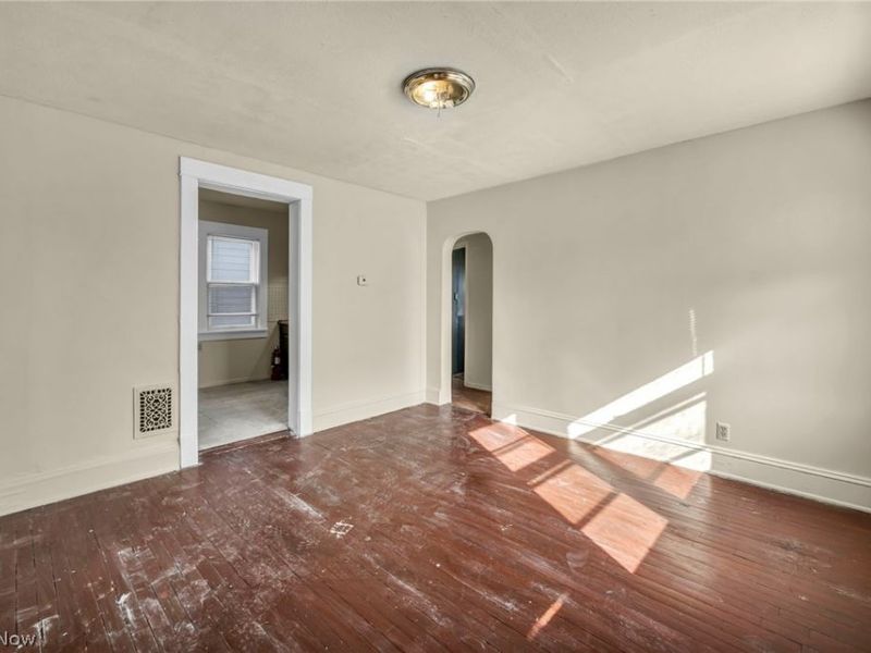 7909 Goodman Avenue, Cleveland, OH 44105 Photo 16