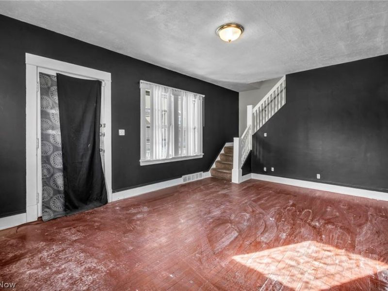 7909 Goodman Avenue, Cleveland, OH 44105 Photo 19