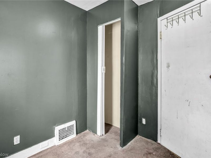 7909 Goodman Avenue, Cleveland, OH 44105 Photo 24