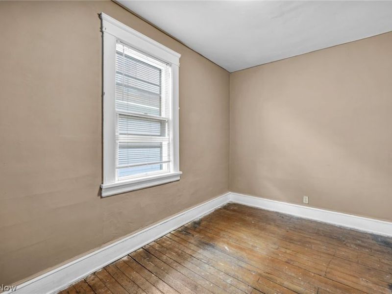 7909 Goodman Avenue, Cleveland, OH 44105 Photo 32