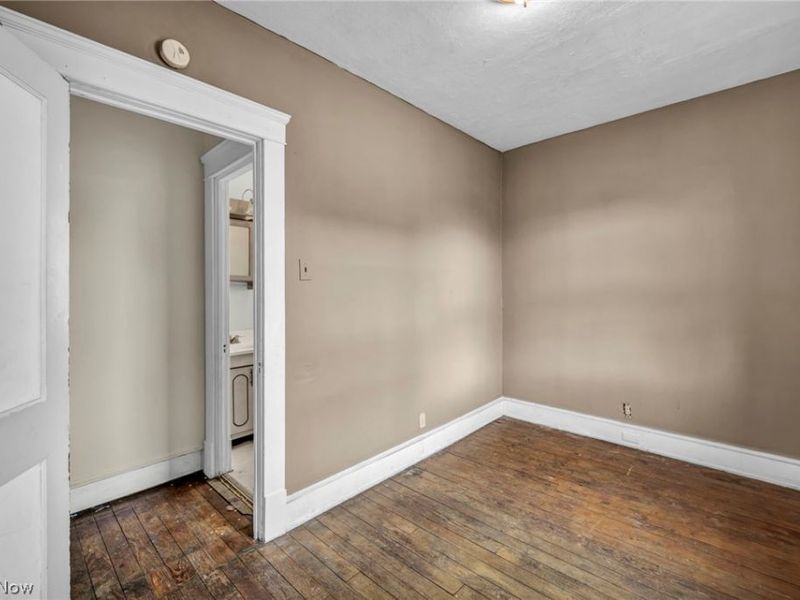 7909 Goodman Avenue, Cleveland, OH 44105 Photo 38