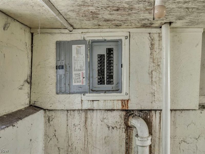 7909 Goodman Avenue, Cleveland, OH 44105 Photo 45