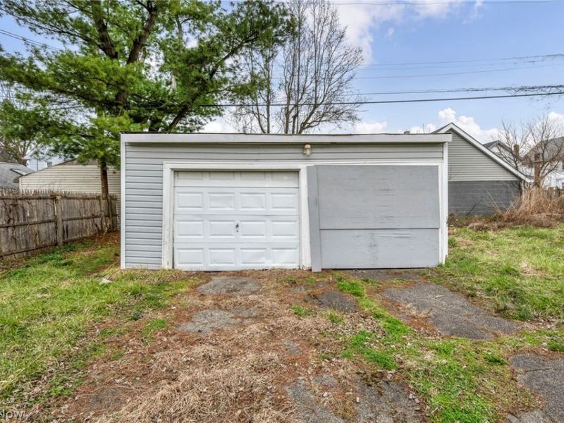 7909 Goodman Avenue, Cleveland, OH 44105 Photo 5