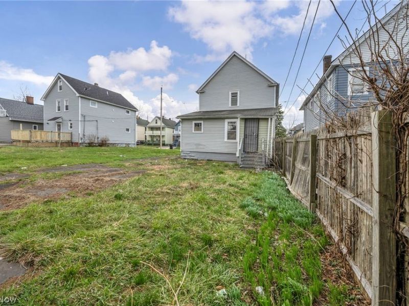 7909 Goodman Avenue, Cleveland, OH 44105 Photo 6