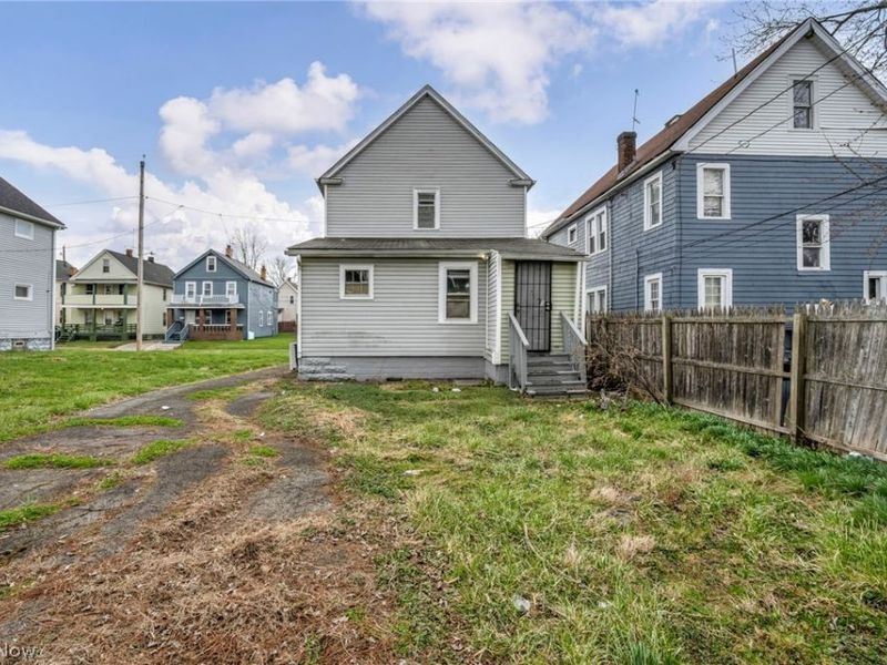 7909 Goodman Avenue, Cleveland, OH 44105 Photo 8