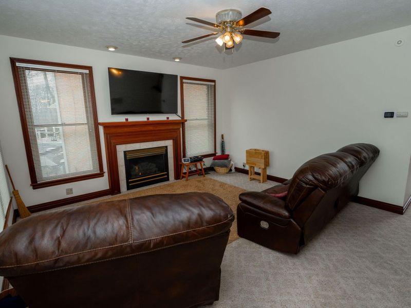 2442 Greystone Lane, Springfield, OH 45503 Photo 17