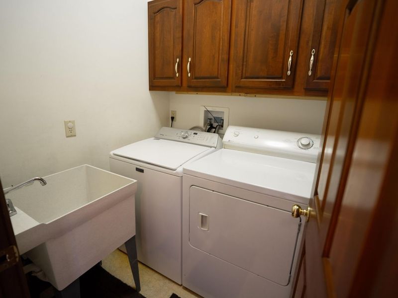 2442 Greystone Lane, Springfield, OH 45503 Photo 22