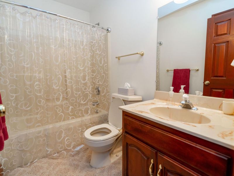 2442 Greystone Lane, Springfield, OH 45503 Photo 32