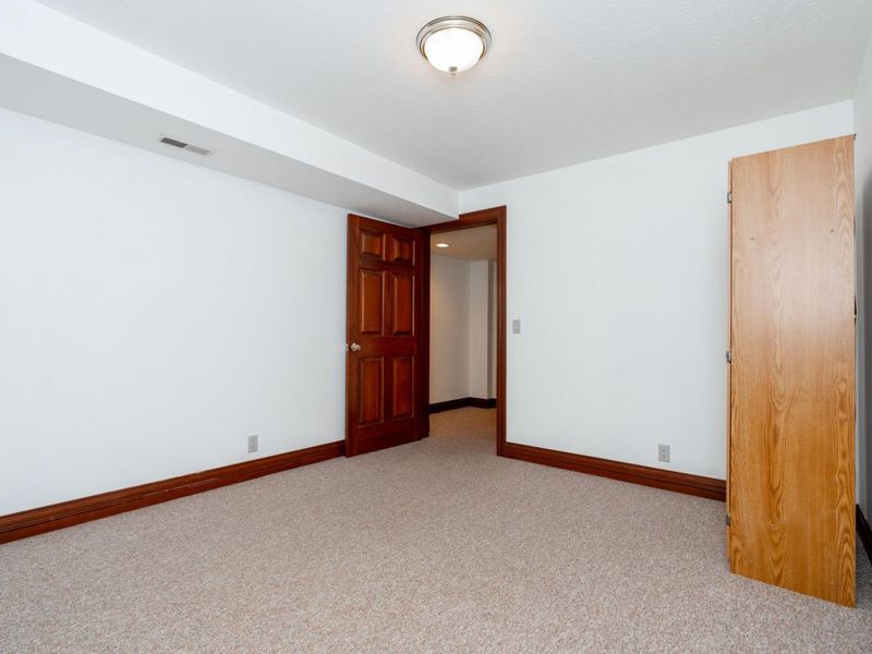 2442 Greystone Lane, Springfield, OH 45503 Photo 47