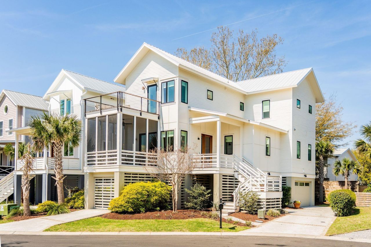 772 Gate Post Drive Photo 10