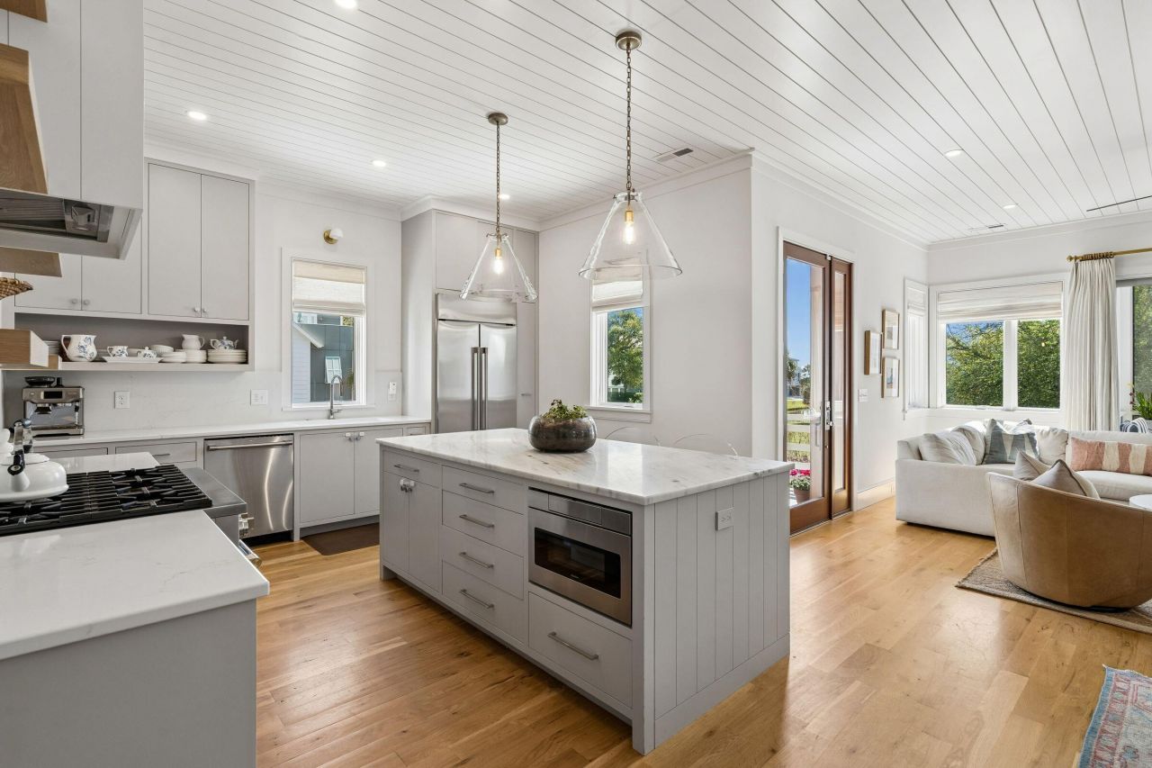 772 Gate Post Drive Photo 25