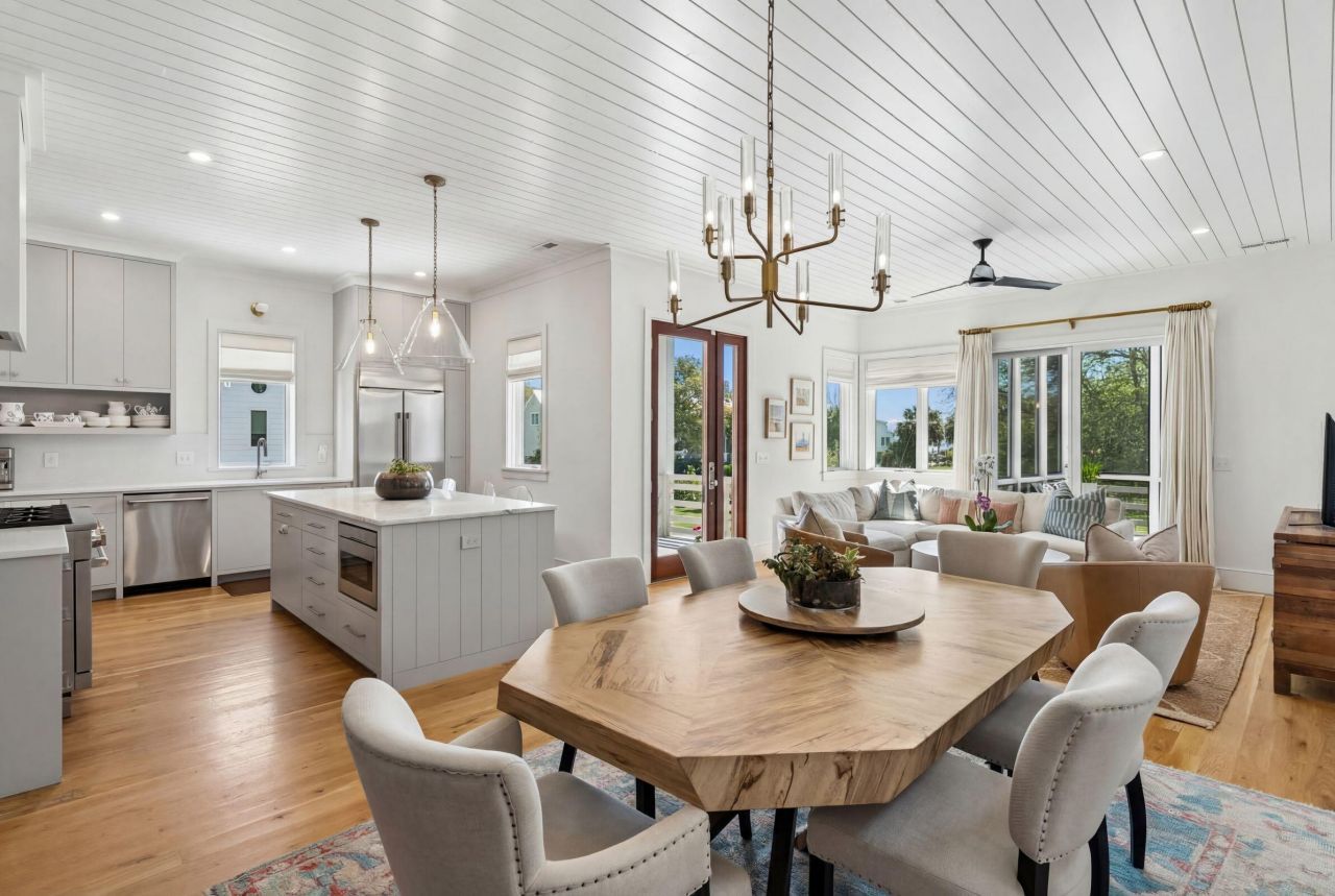 772 Gate Post Drive Photo 30