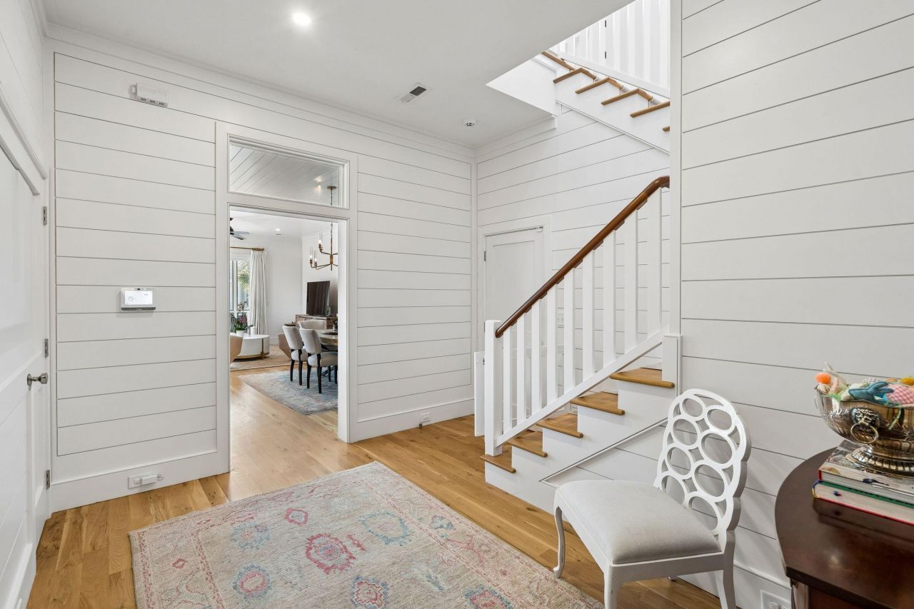 772 Gate Post Drive Photo 40