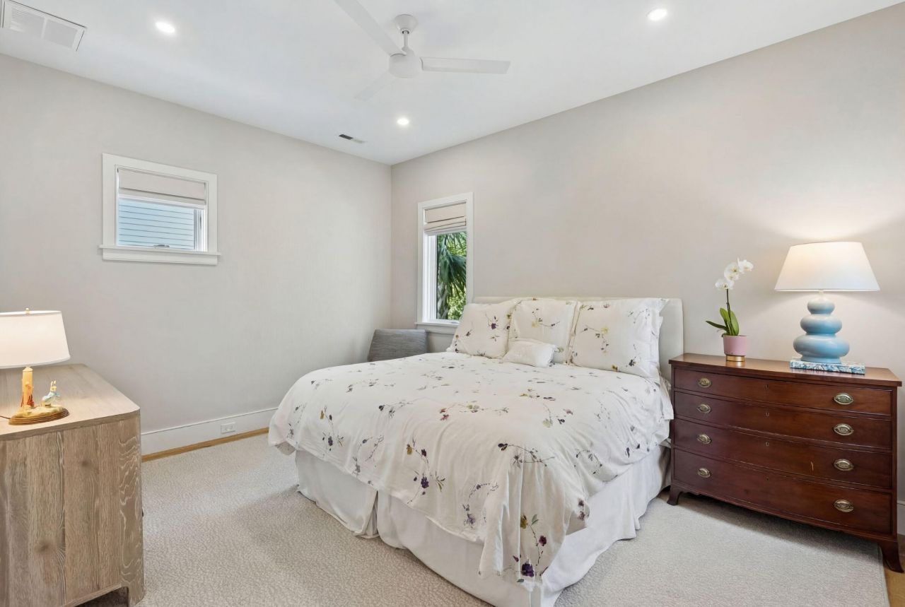 772 Gate Post Drive Photo 42