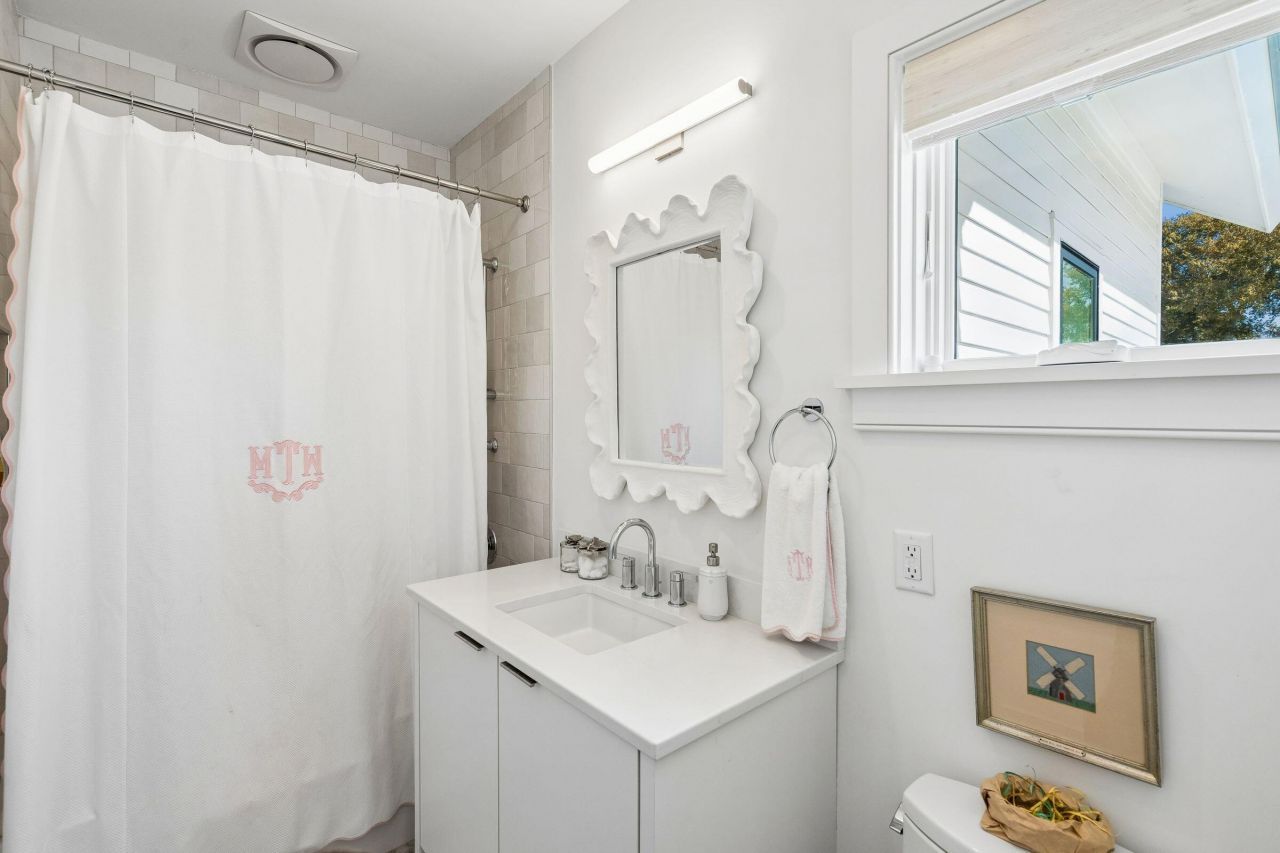 772 Gate Post Drive Photo 68