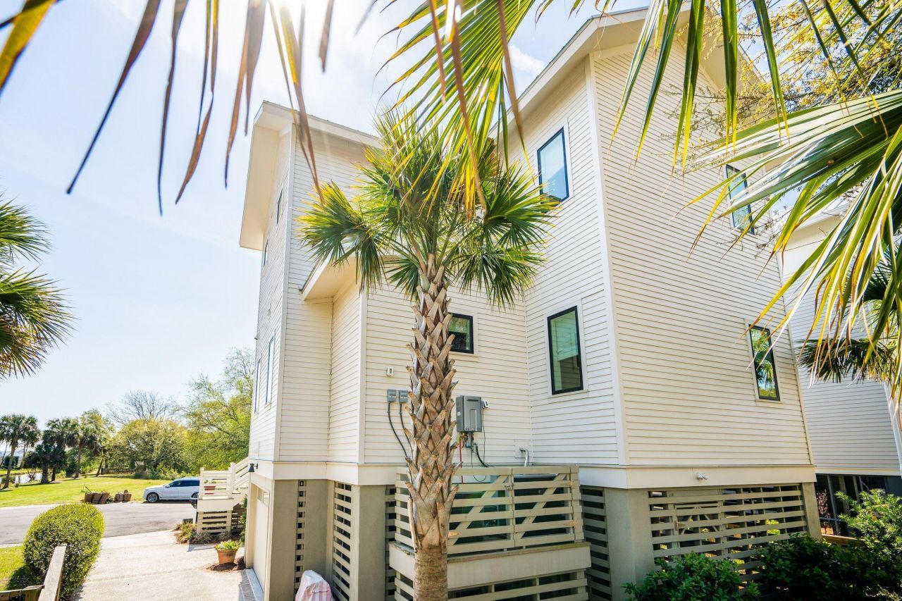 772 Gate Post Drive Photo 72